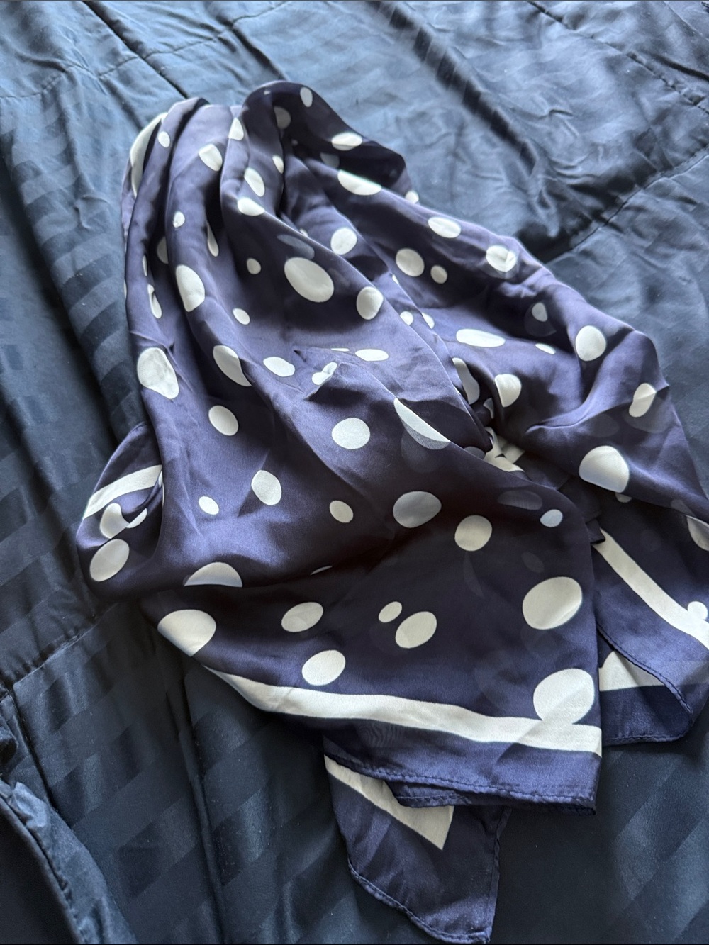 crown & ivy navy blue and white polka dot scarf